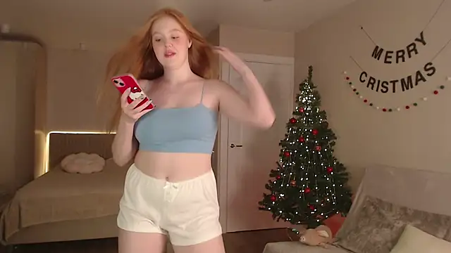 lulu moonmoon online show from 12/24/24, 04:40