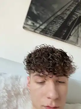 Snapshot of MiguelRausch chatting on 02/25/26, 10:03 MiguelRausch online show from 02/25/26, 10:03