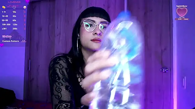 Kiitygirl online show from 02/05/25, 08:32