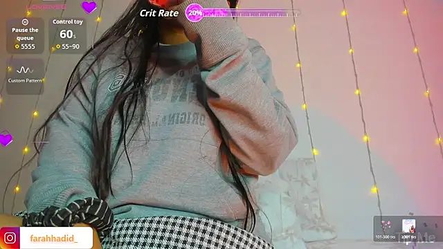 Maisa issa online show from 04/18/26, 01:04