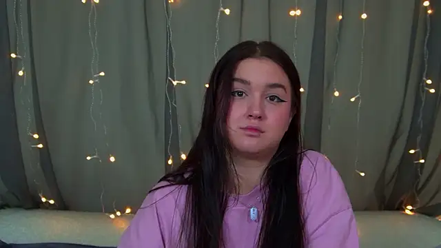 ChristinaMilton online show from 11/29/25, 06:22