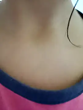 Snapshot of Sanaya_7 chatting on 01/11/25, 06:23 Sanaya 7 online show from 01/11/25, 06:23