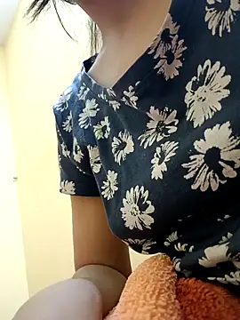 Snapshot of Sanaya_7 chatting on 01/26/25, 05:44 Sanaya 7 online show from 01/26/25, 05:44