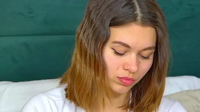 PollyLanders online show from 02/05/25, 09:36