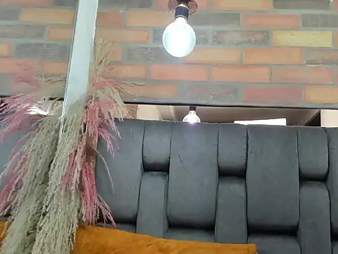 JESSYCORTES online show from 03/28/26, 04:23