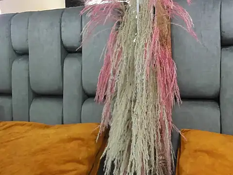 JESSYCORTES online show from 03/31/26, 04:02