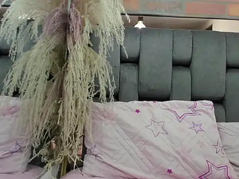 JESSYCORTES online show from 04/18/26, 05:33