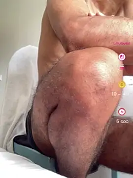 Snapshot of Lucascacaca chatting on 06/16/26, 03:36 Lucascacaca online show from 06/16/26, 03:36