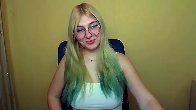 Luna Lush  online show from 01/07/25, 11:48