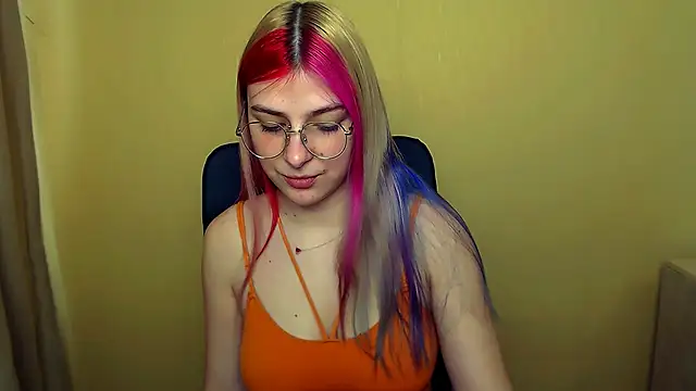 Luna Lush  online show from 03/06/25, 11:03