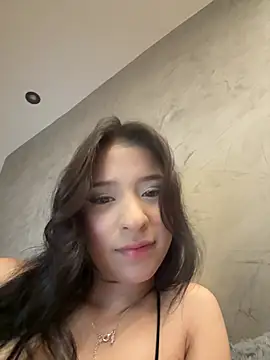 Snapshot of Sarah_cam06 chatting on 07/19/26, 12:14 Sarah cam06 online show from 07/19/26, 12:14