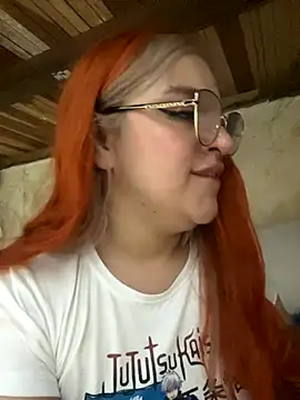 SophiaWeestt99 online show from 10/29/25, 03:42