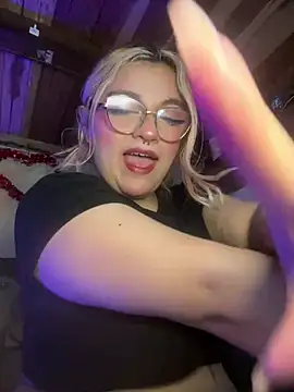 SophiaWeestt99 online show from 03/06/26, 03:47