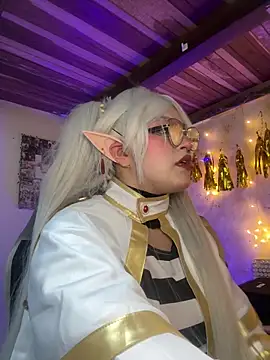 SophiaWeestt99 online show from 04/18/26, 04:27