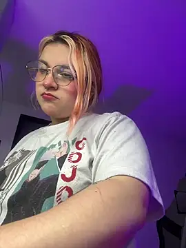 SophiaWeestt99 online show from 06/30/26, 03:29