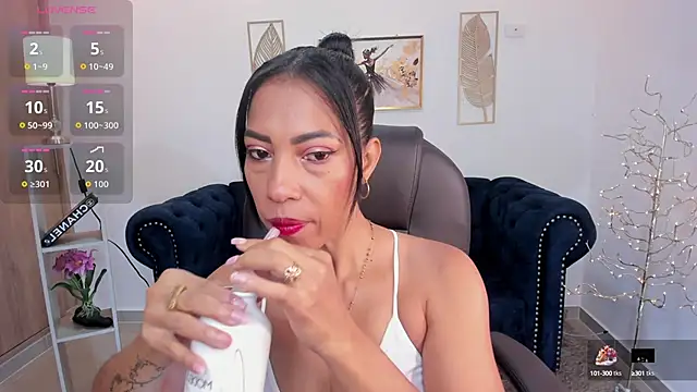 Shantaall  online show from 10/15/25, 03:12