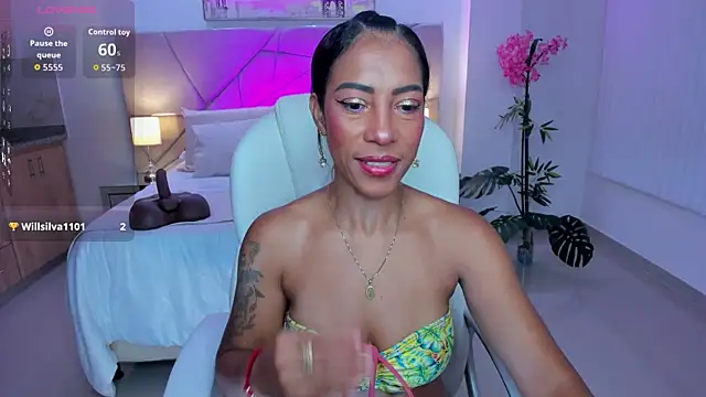 Shantaall  online show from 04/17/26, 08:17