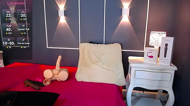 Emmawattsom online show from 01/23/25, 03:32