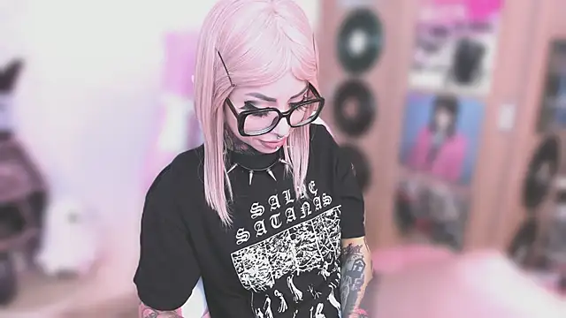 NikkiRamone online show from 01/09/26, 11:13