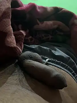 Snapshot of sexyyy008 chatting on 02/28/25, 02:09 sexyyy008 online show from 02/28/25, 02:09