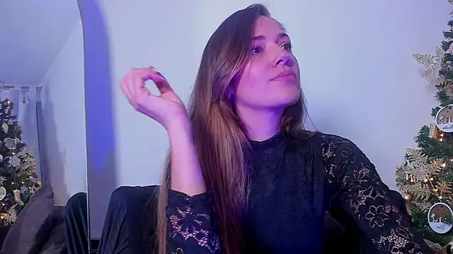 Snapshot of camilawm19 chatting on 12/25/24, 10:50 camilawm19 online show from 12/25/24, 10:50