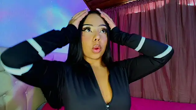 DafneMillers online show from 01/28/25, 06:49