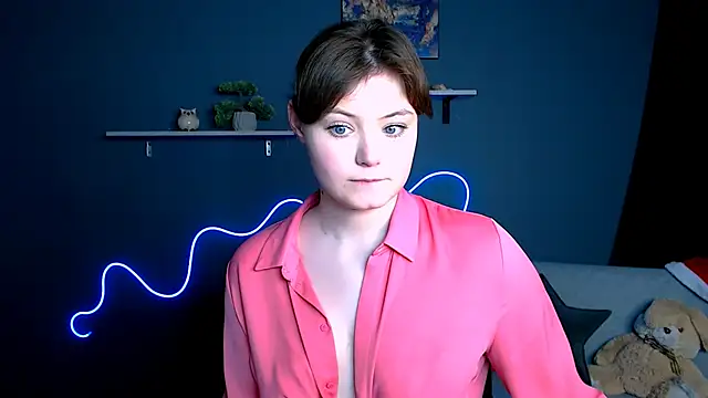 nikole kitt online show from 02/08/25, 11:13