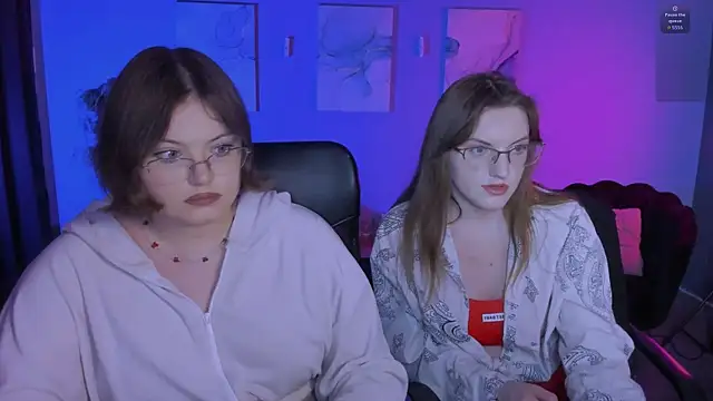 nikole kitt online show from 04/18/26, 06:56