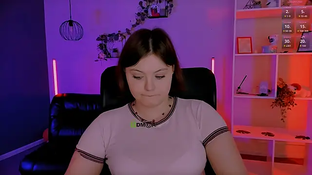 nikole kitt online show from 05/14/26, 07:09
