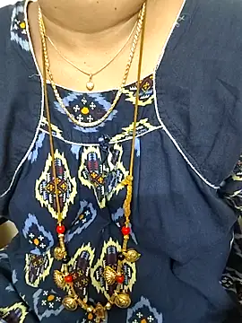 Snapshot of gaurika18 chatting on 09/12/25, 12:44 gaurika18 online show from 09/12/25, 12:44