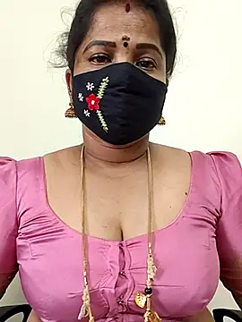 gaurika18 online show from 05/09/26, 10:09