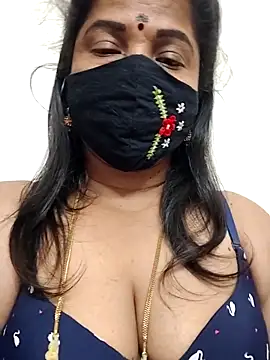 gaurika18 online show from 05/11/26, 03:07