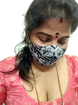 gaurika18 online show from 05/15/26, 04:03