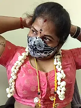 gaurika18 online show from 05/17/26, 06:44