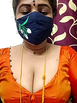 Snapshot of gaurika18 chatting on 06/27/26, 01:50 gaurika18 online show from 06/27/26, 01:50