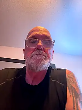 randyboyie online show from 10/31/25, 02:45