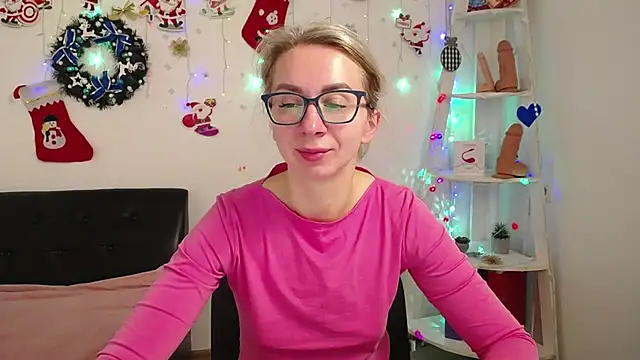 Snapshot of VasilisaSii chatting on 12/30/24, 06:31 VasilisaSii online show from 12/30/24, 06:31