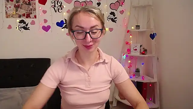 Snapshot of VasilisaSii chatting on 01/25/25, 09:36 VasilisaSii online show from 01/25/25, 09:36