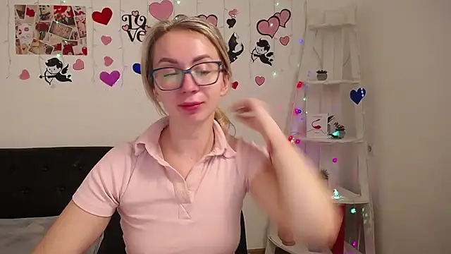 Snapshot of VasilisaSii chatting on 01/25/25, 04:03 VasilisaSii online show from 01/25/25, 04:03