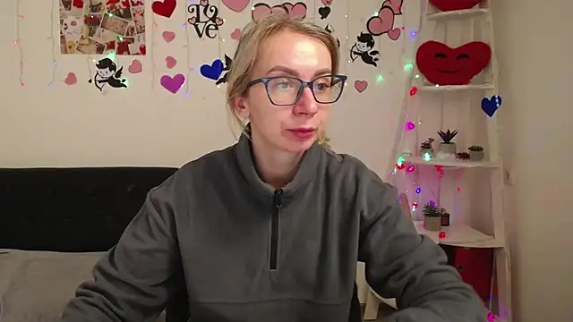 Snapshot of VasilisaSii chatting on 03/12/25, 06:07 VasilisaSii online show from 03/12/25, 06:07