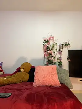 kymmgolden online show from 09/10/25, 08:42