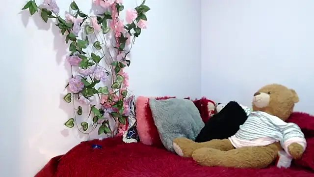 kymmgolden online show from 10/05/25, 12:36