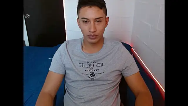 Snapshot of Davixx258 chatting on 02/04/25, 05:12 Davixx258 online show from 02/04/25, 05:12