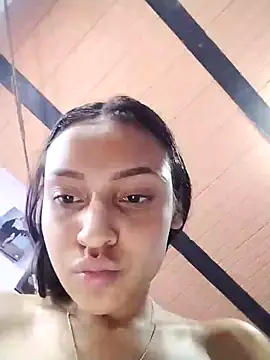 emma ambar online show from 02/25/25, 12:36