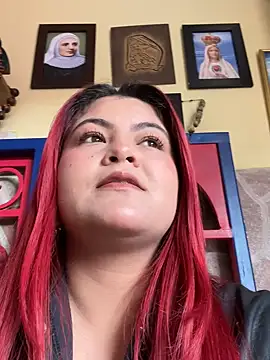 lia moon77 online show from 10/28/25, 06:43