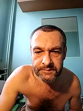 Andrzej-M online show from 11/20/25, 07:19