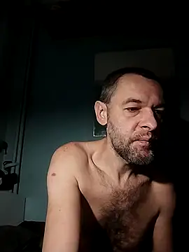 Andrzej-M online show from 11/30/25, 05:55