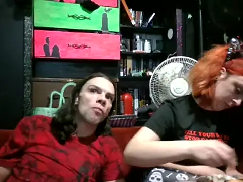 NovaLove2002 online show from 12/22/24, 08:49