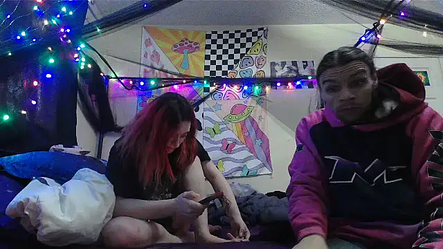 NovaLove2002 online show from 02/02/25, 07:57