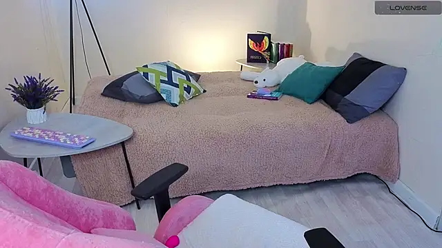 Lill Mary online show from 02/21/25, 08:07